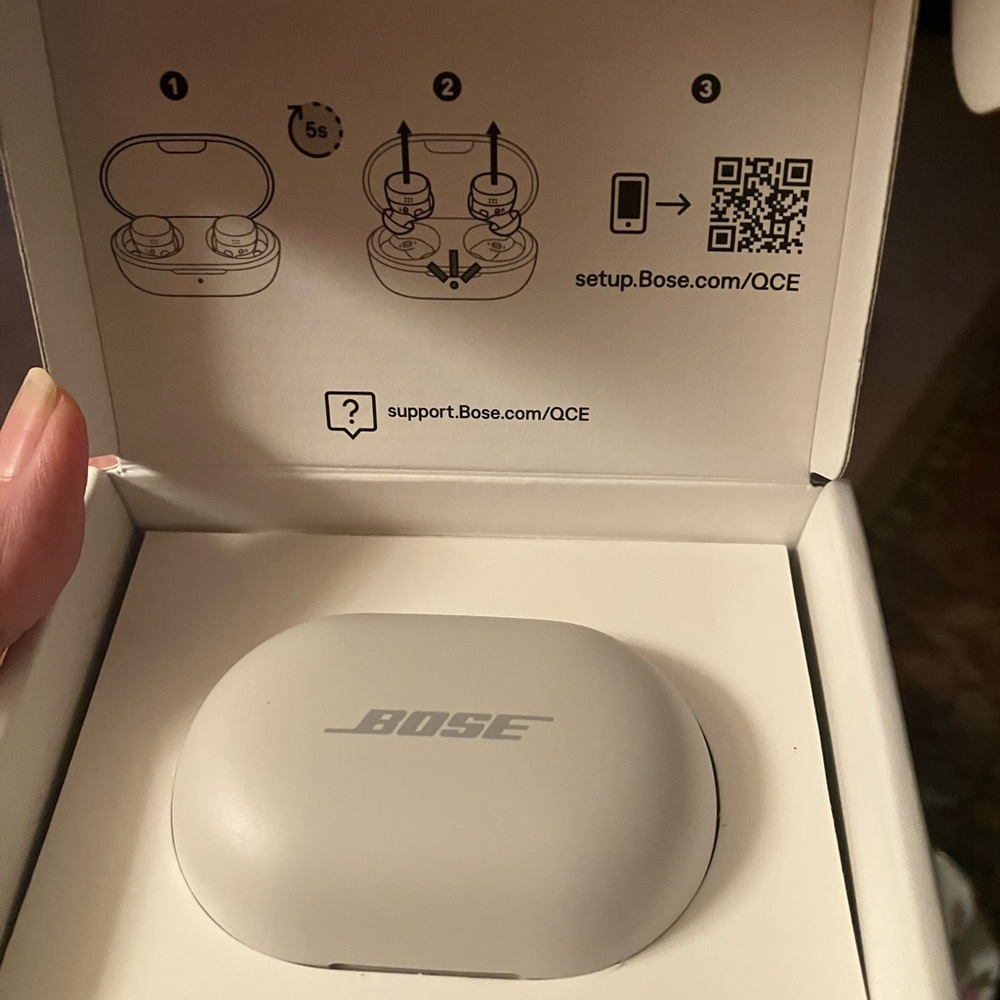 Bose White Wireless Earbuds